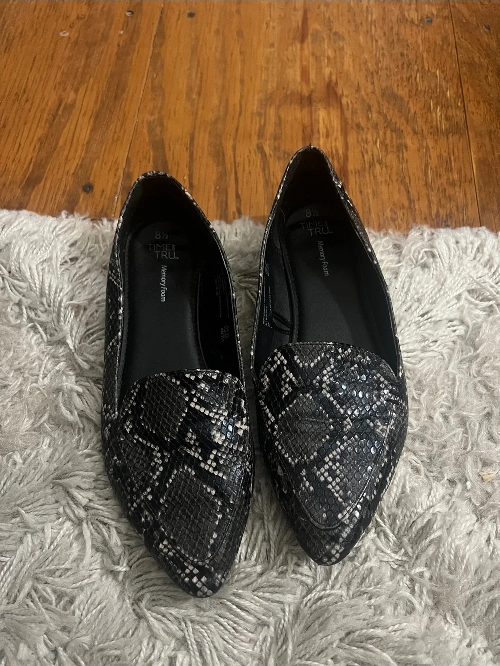 Time and Tru Black and Gray Snake-Print Pointed Toe Flats